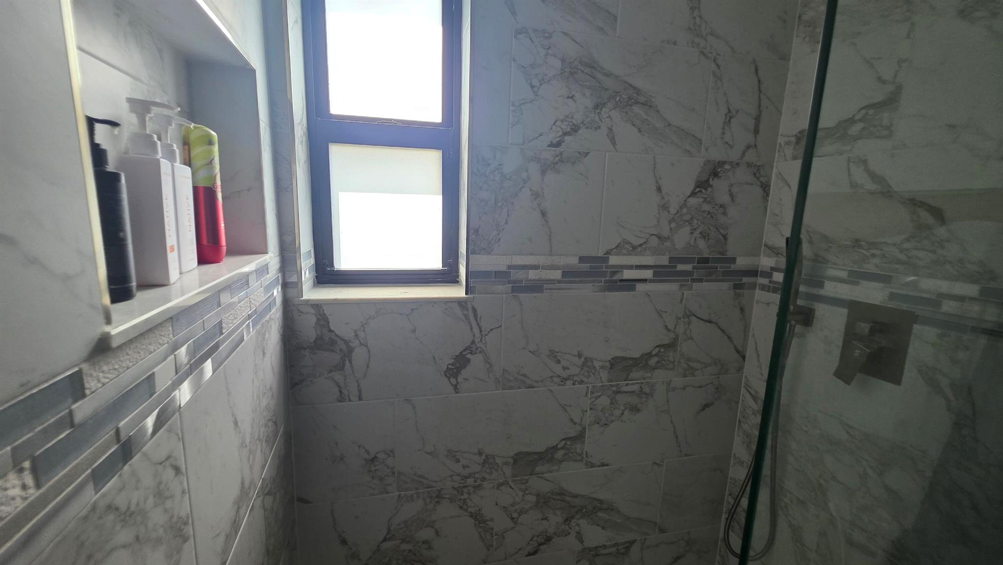 RECEIVER'S AMENDED PLAT R - Commercial Sale