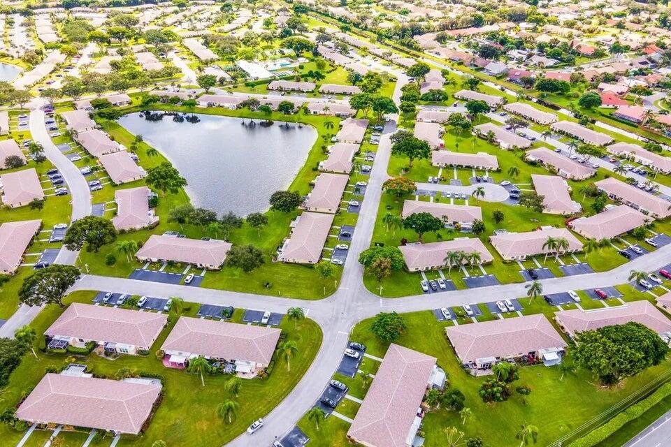BOCA LAKES CONDO - Residential Lease