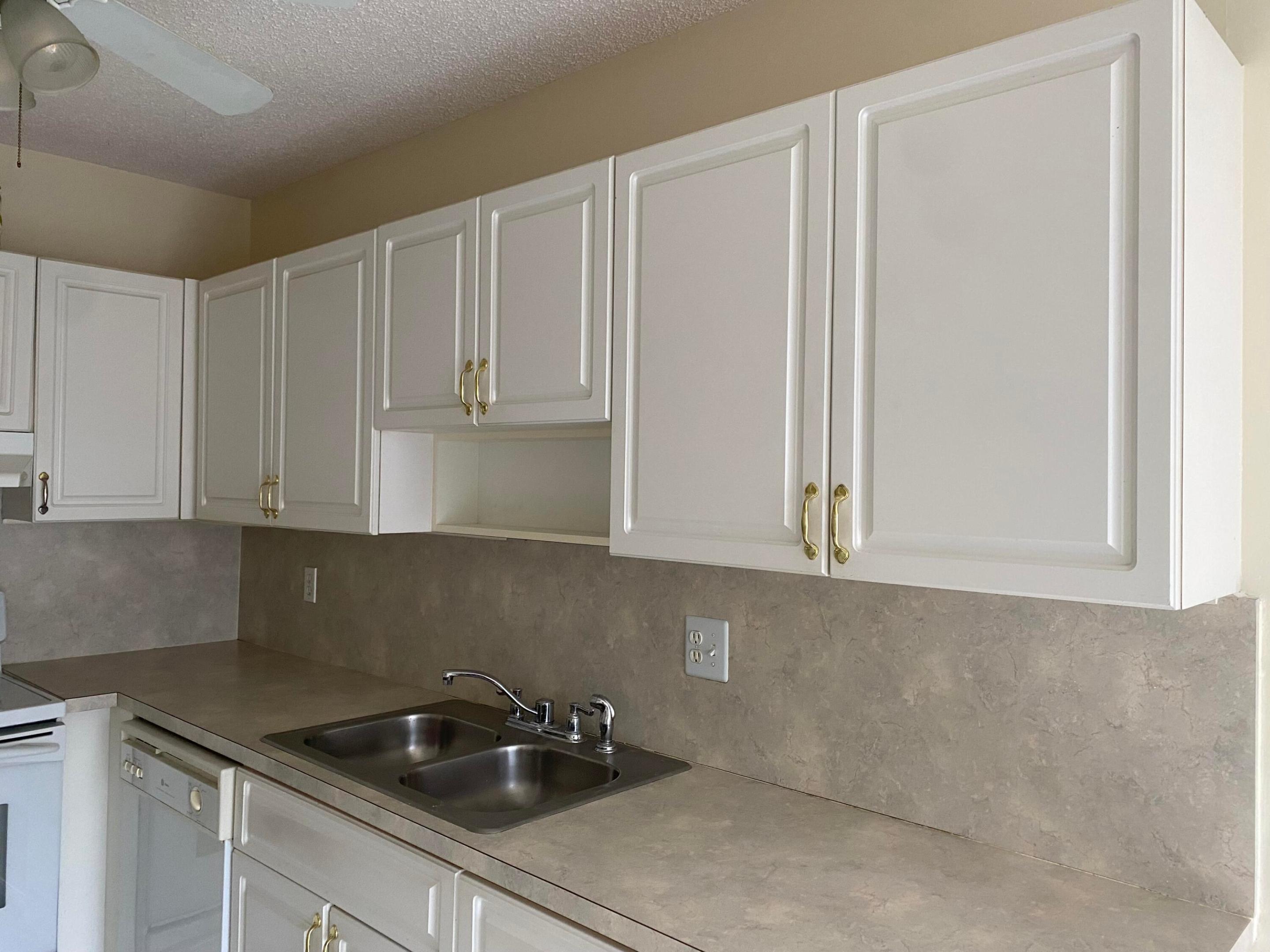 BOCA LAKES CONDO - Residential Lease