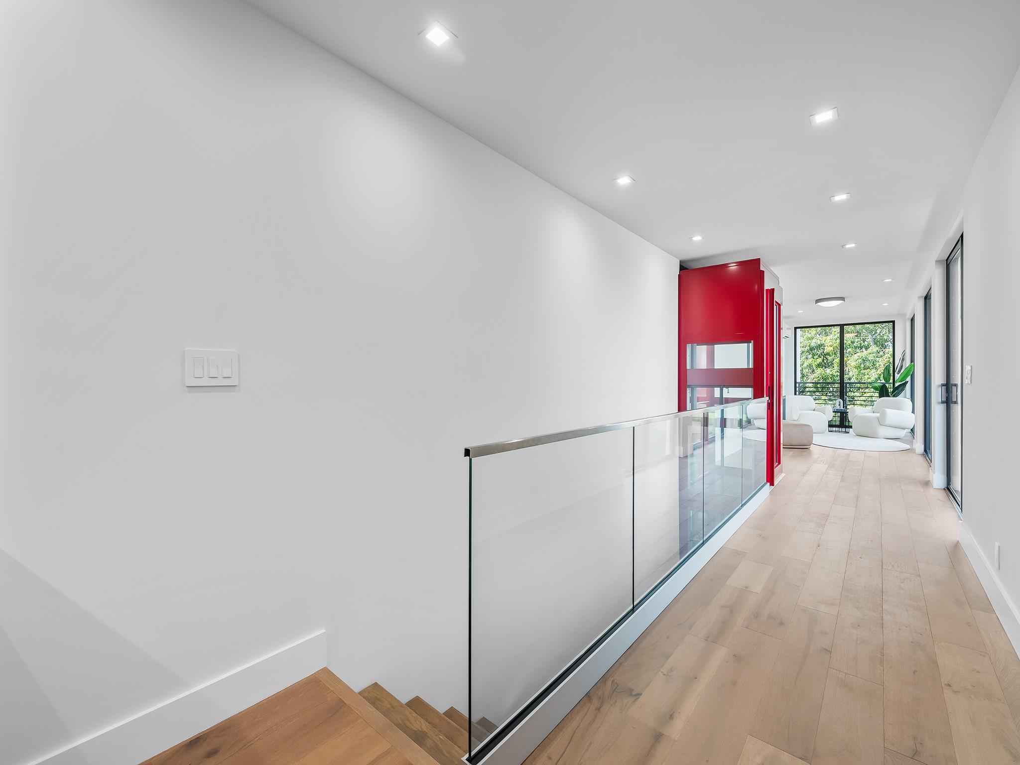 VICTORIA PARK - Residential Lease