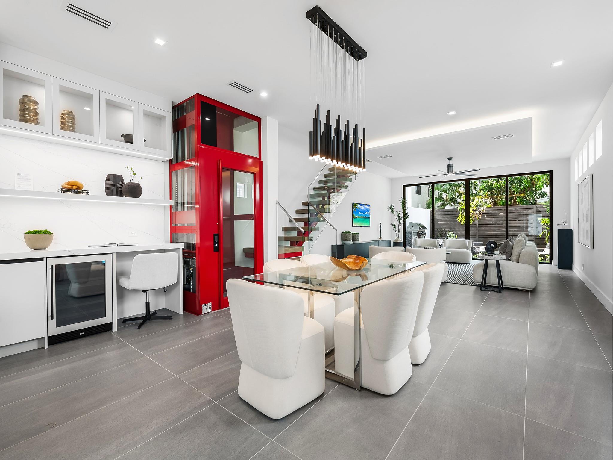 VICTORIA PARK - Residential Lease