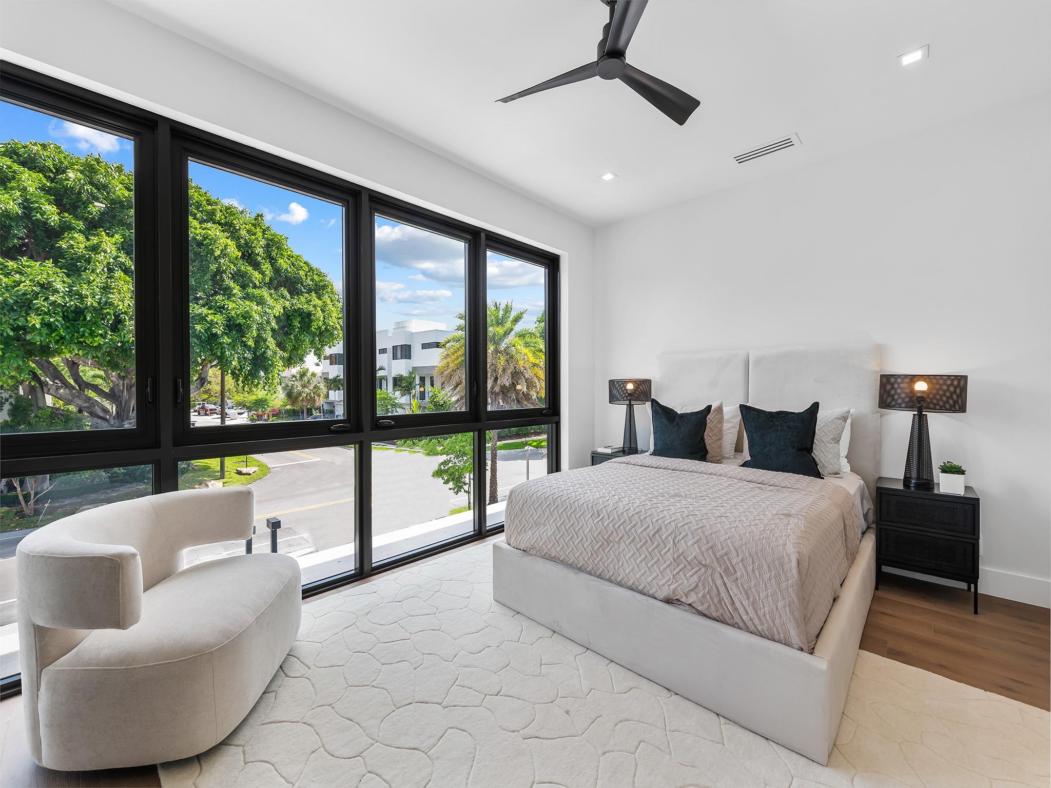 VICTORIA PARK - Residential Lease