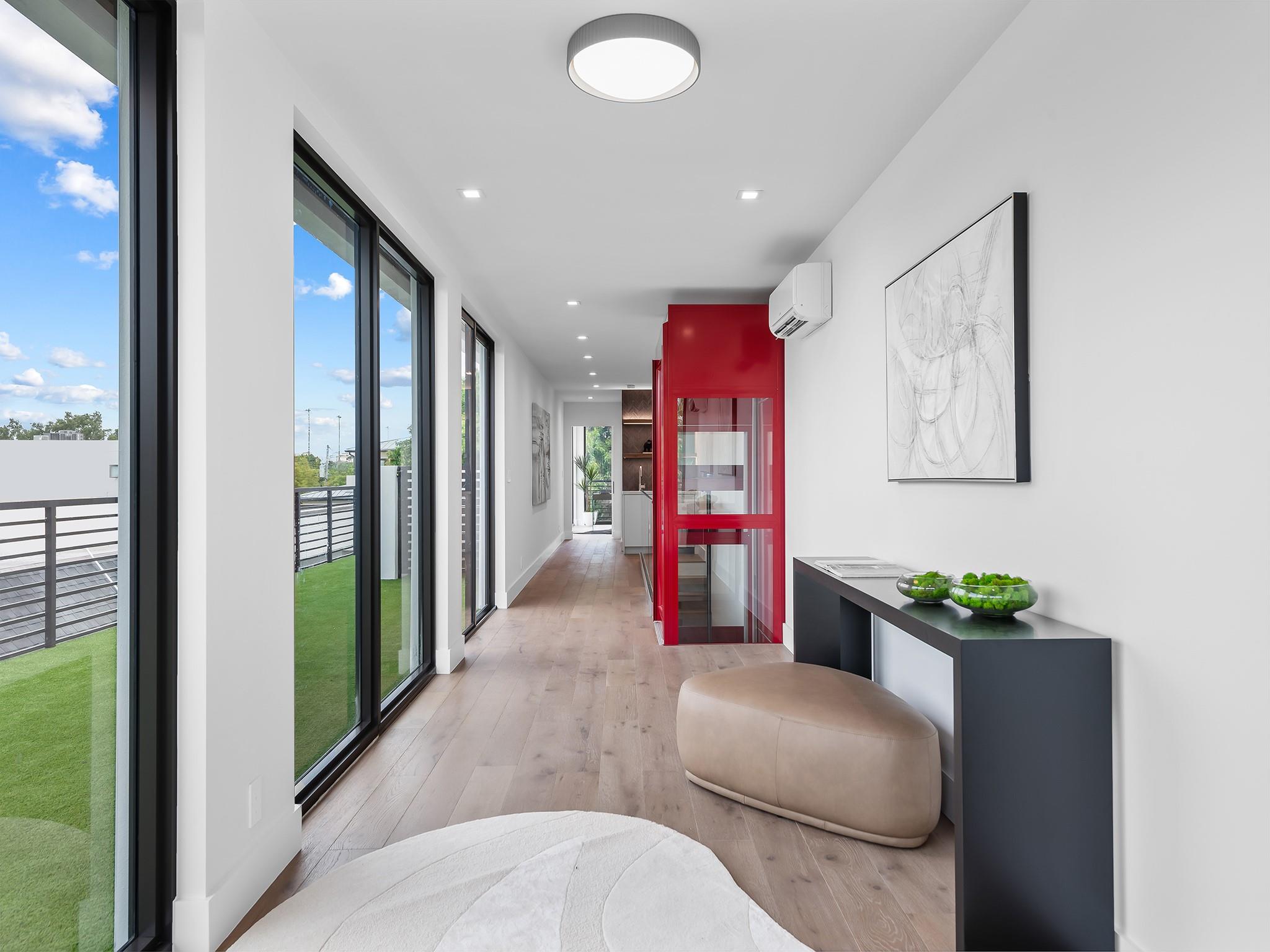 VICTORIA PARK - Residential Lease