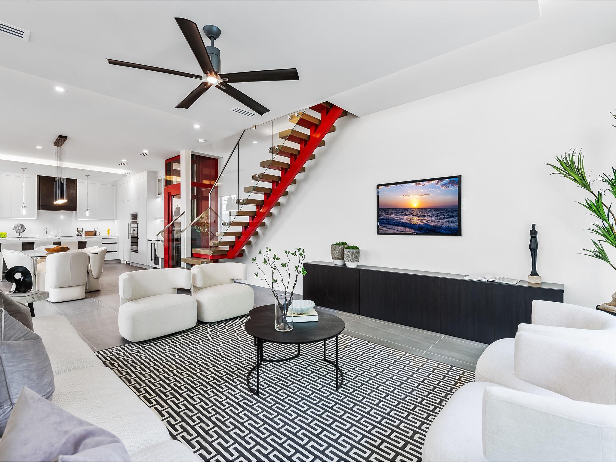 VICTORIA PARK - Residential Lease