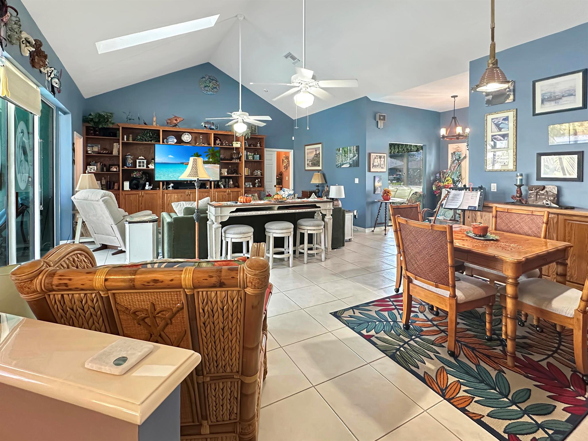 HOLIDAY PINES SUBDIVISION - Residential