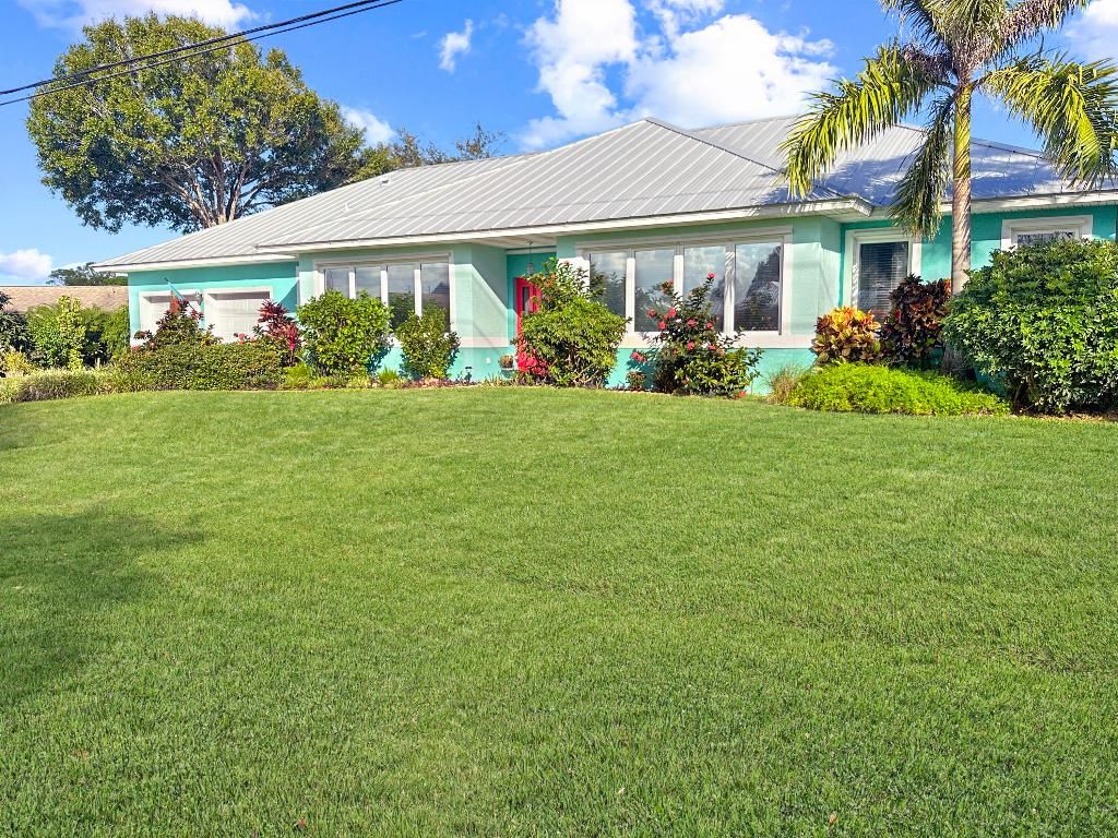 Photo of 5212 Feather Creek Drive, Fort Pierce, FL 34951 (MLS # R11139678)
