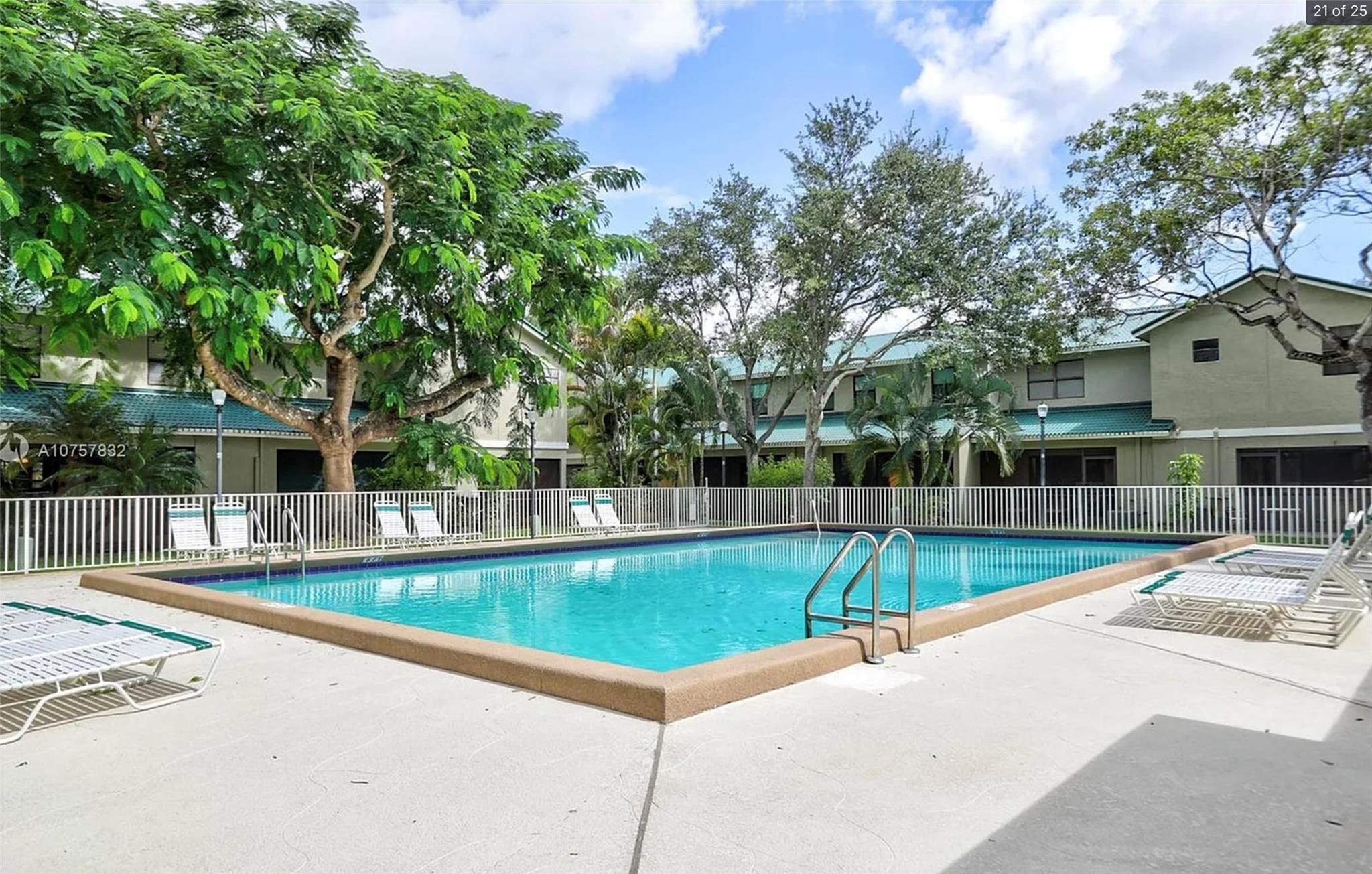 Village Townhouses-Jacara - Residential Lease