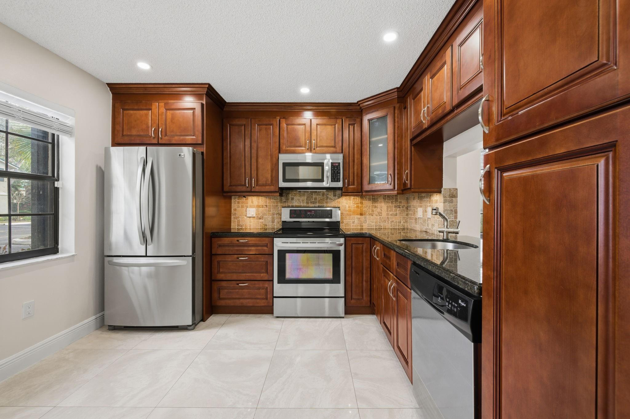 Village Townhouses-Jacara - Residential Lease