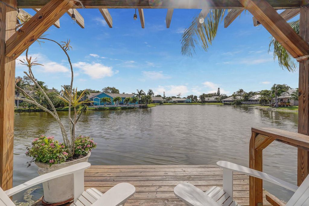 Photo of 9020 SE Jupiter Narrows Place, Hobe Sound, FL 33455 (MLS # R10954799)