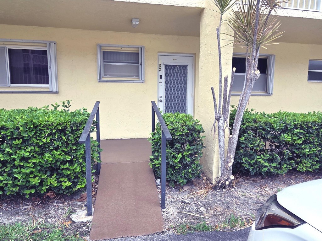 Royal Park Gardens - Residential