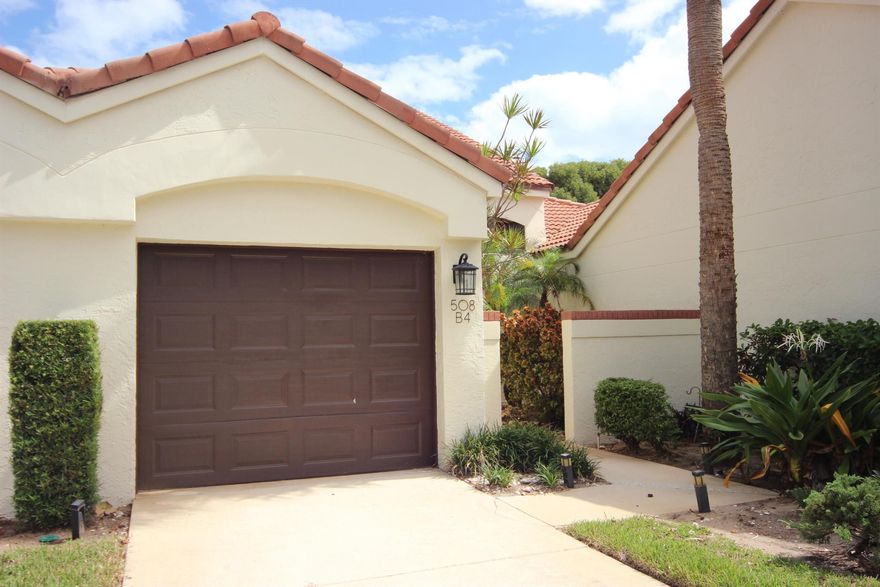 Enjoy this winter retreat complete with private pool and garage. Downstairs master overlooks pool area. Freshly painted with all new furniture and beds. Queen beds in both bedrooms. Guest bedroom has additional twin beds. Large screen TV in living area. BBQ grille located in outdoor patio by pool. Community features tennis/pickleball courts, community pool and just a short walk to the best beaches in Juno. Walk to local restaurants, shops and fitness clubs. 3 month minimum rental. No pets. Cable/Internet Included!