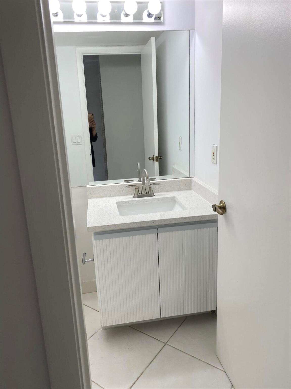 LA MIRADA AT BOCA POINTE - Residential Lease