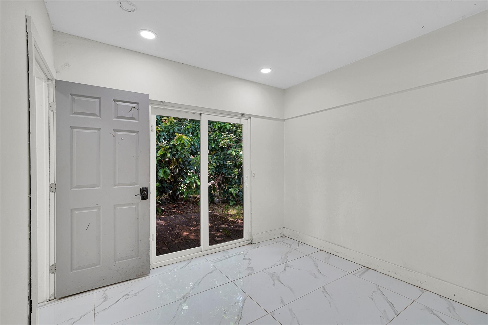 Mainlands Of Tamarac Lake - Residential
