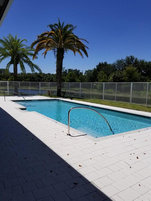 POINTE MIDTOWN - Residential Lease