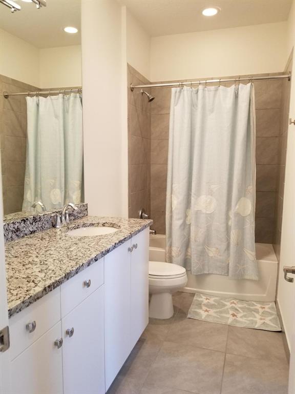 POINTE MIDTOWN - Residential Lease