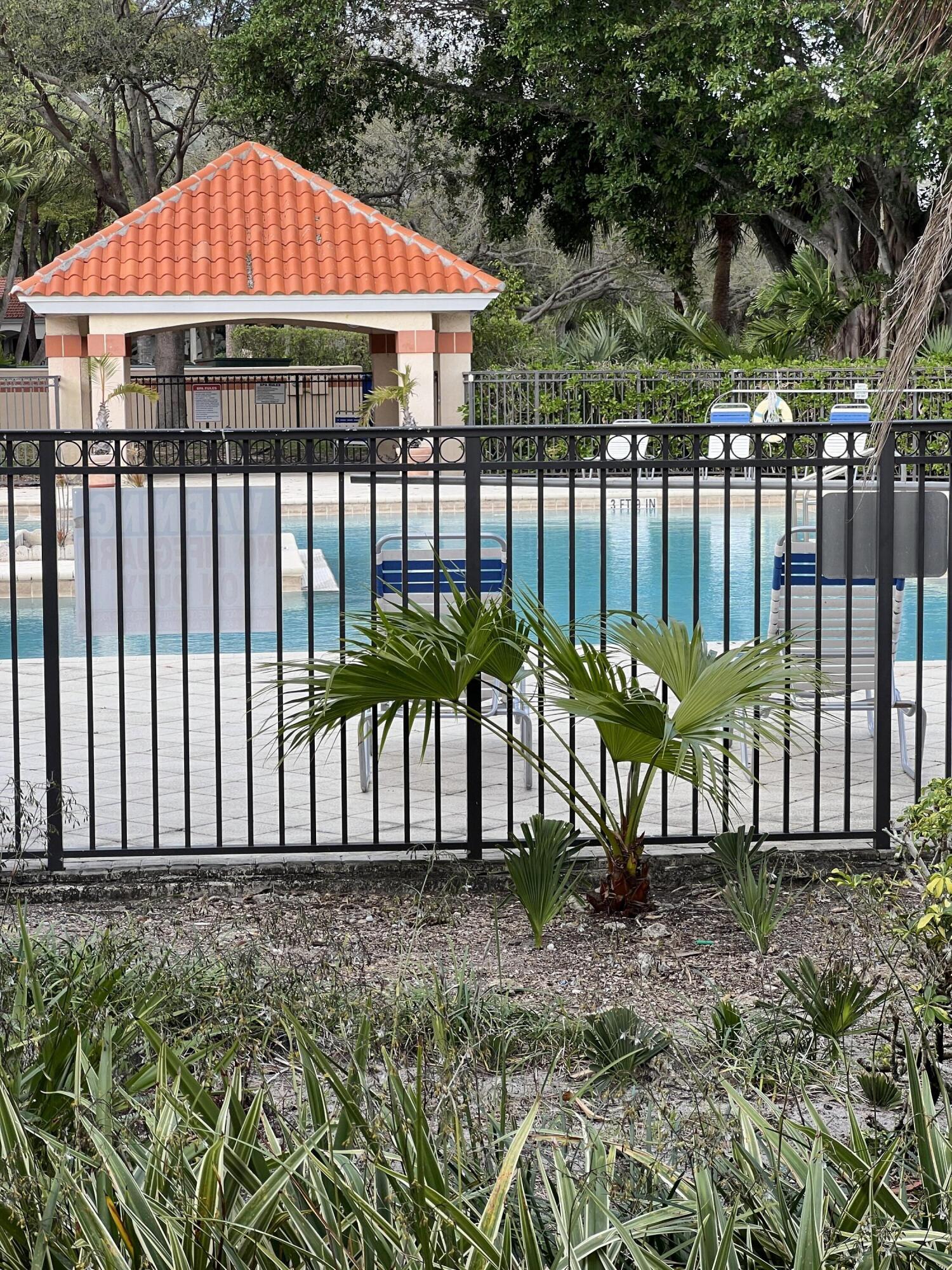 CORAL KEY CONDO - Residential Lease