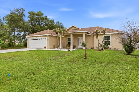 Tiny photo for 713 NW Biscayne Drive, Port Saint Lucie, FL 34983 (MLS # B26037349)