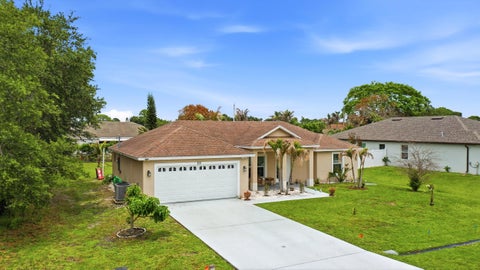 Tiny photo for 713 NW Biscayne Drive, Port Saint Lucie, FL 34983 (MLS # B26037349)