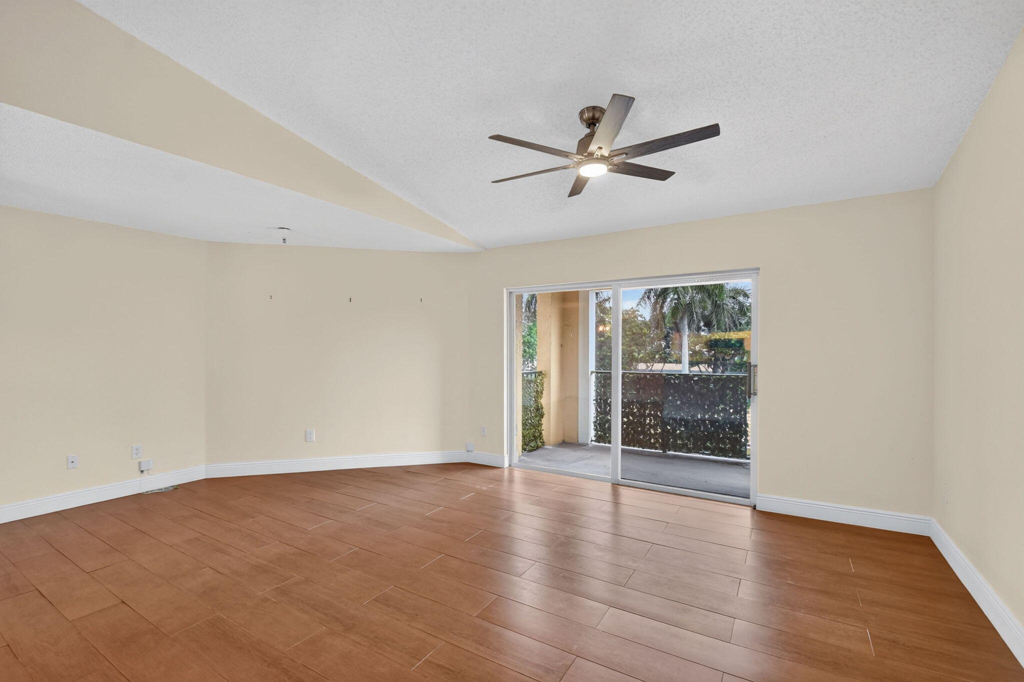 123 Yacht Club Way 307
