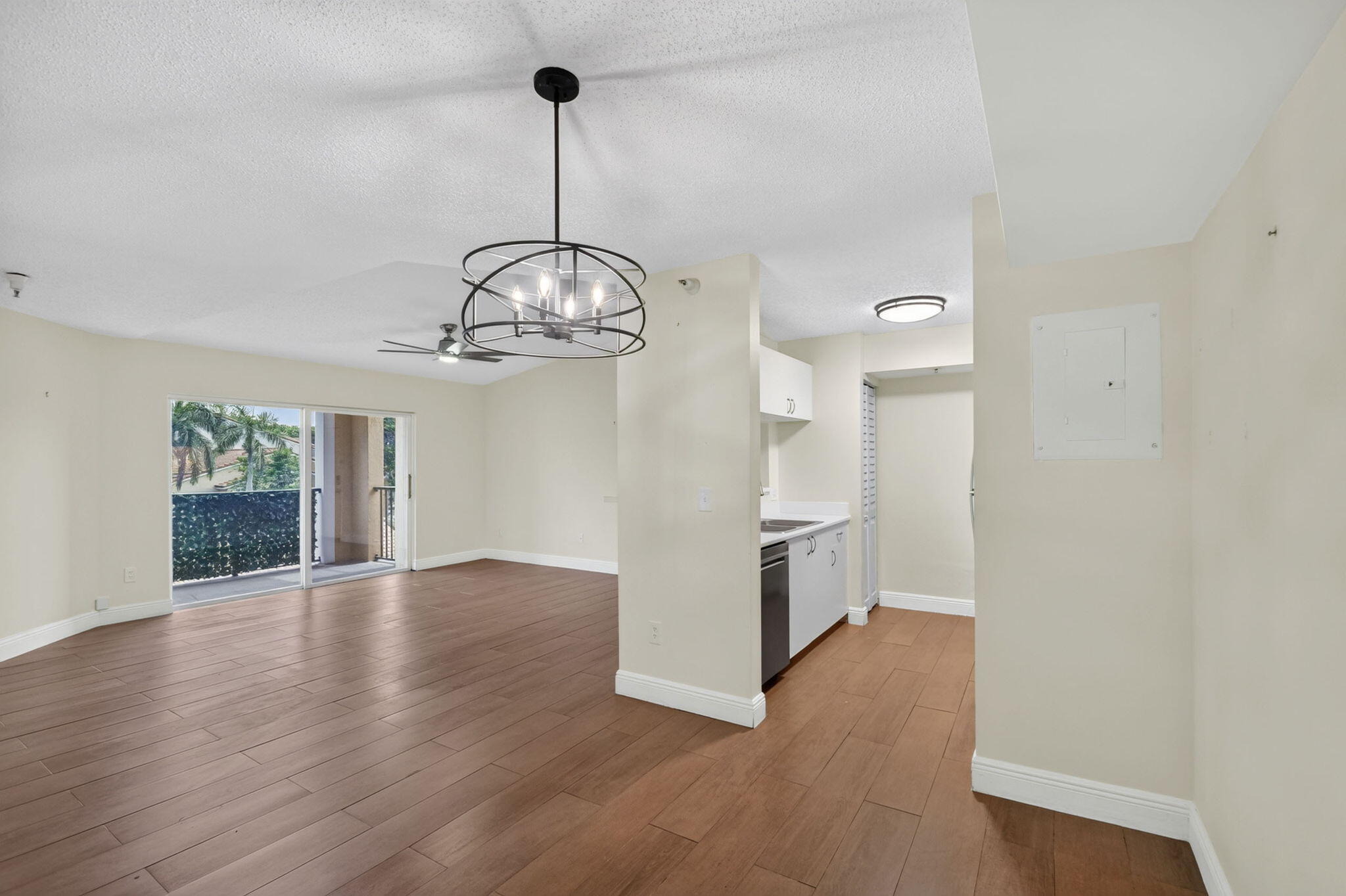 123 Yacht Club Way 307, Hypoluxo FL 33462
