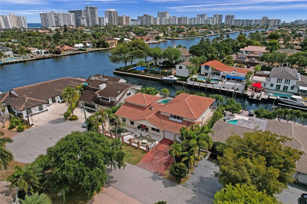 Photo of 3100 NE 47th Street, Fort Lauderdale, FL 33308 (MLS # F10493453)