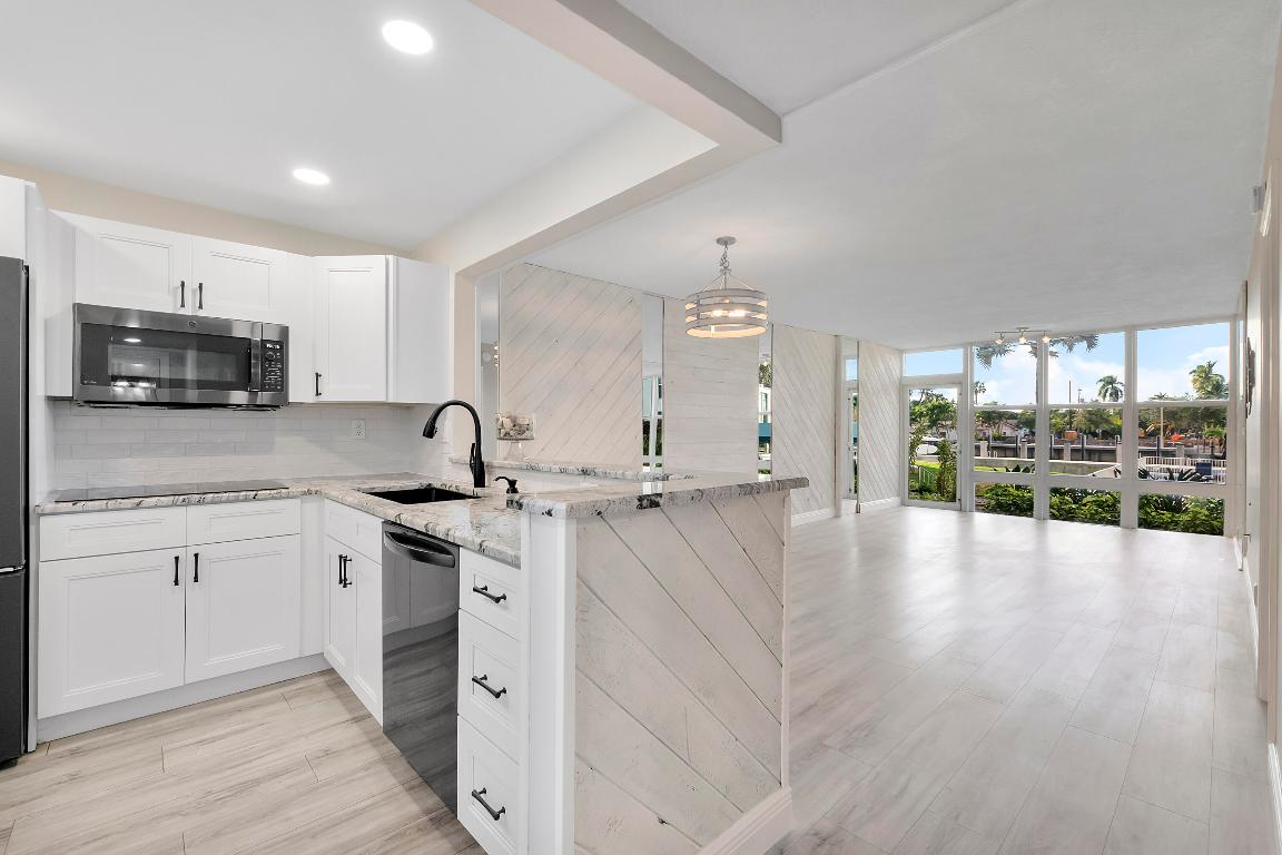 1391 S Ocean Boulevard 107