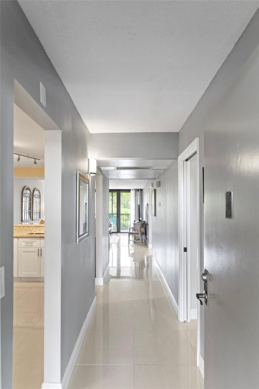 16 Royal Palm Way 302