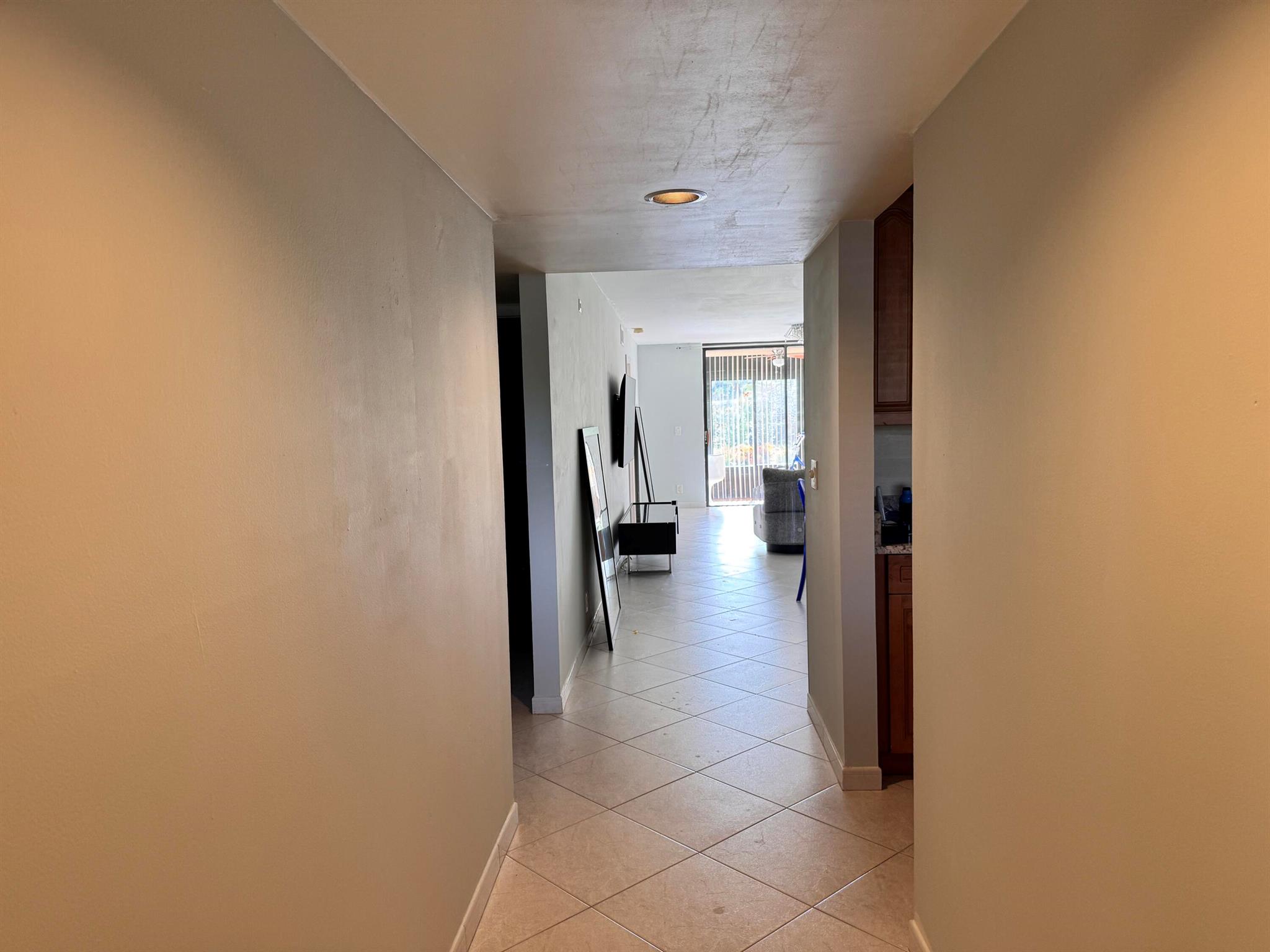 WATERSEDGE AT THE LAKES O - Residential Lease