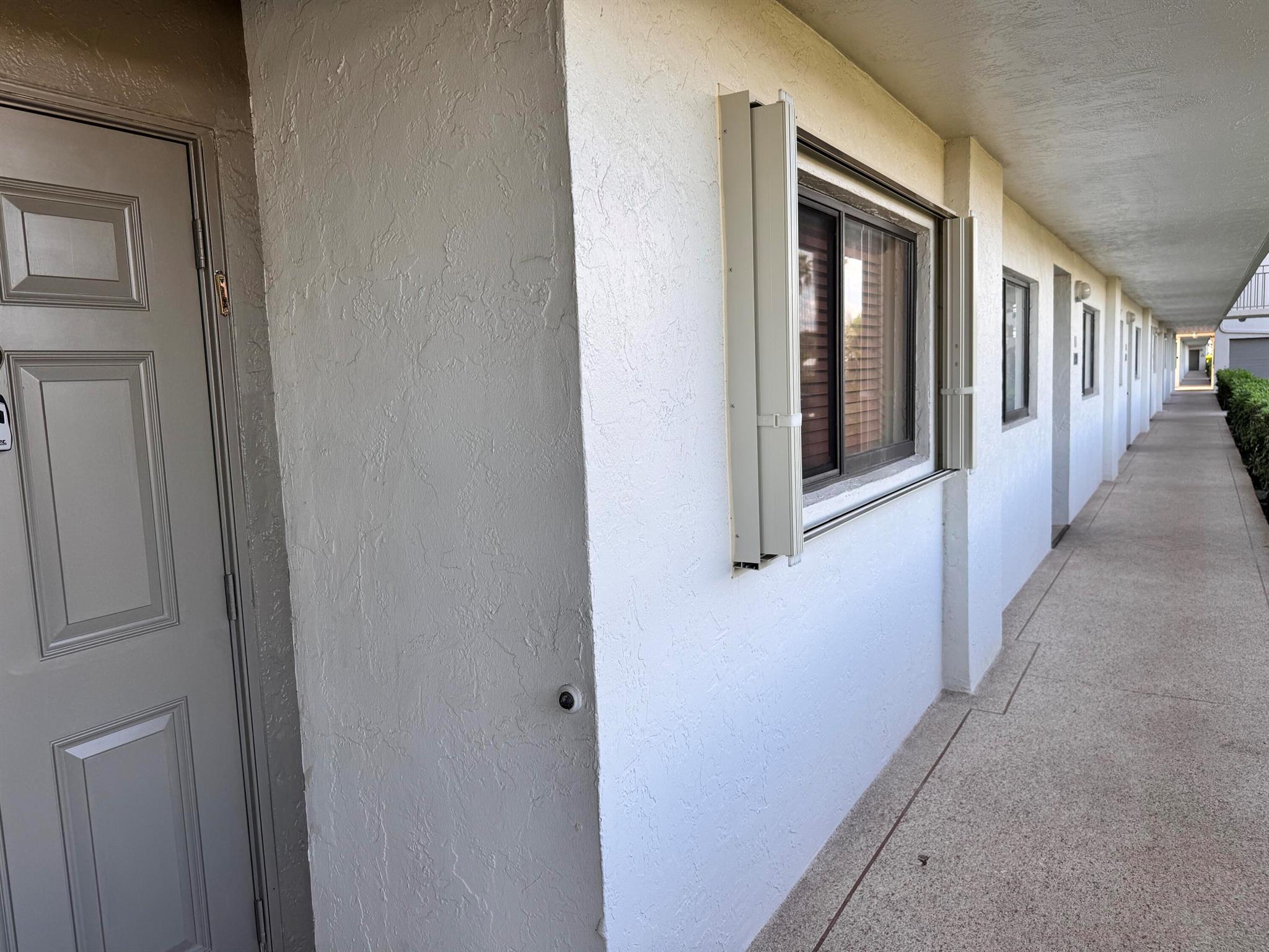 WATERSEDGE AT THE LAKES O - Residential Lease