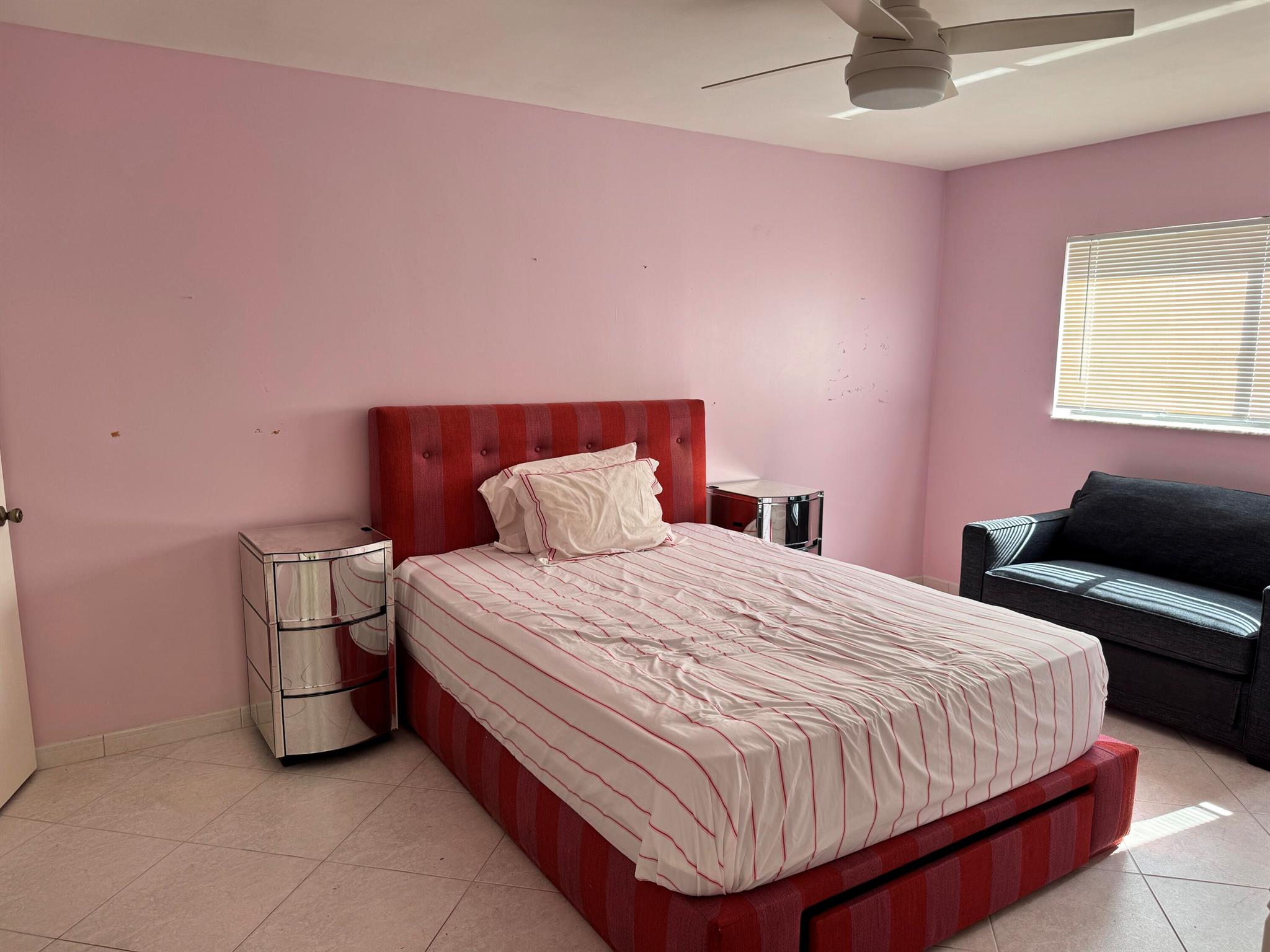 WATERSEDGE AT THE LAKES O - Residential Lease