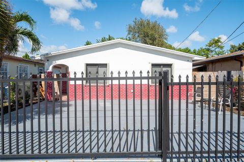 3167 NW 52nd Street Miami FL 33142