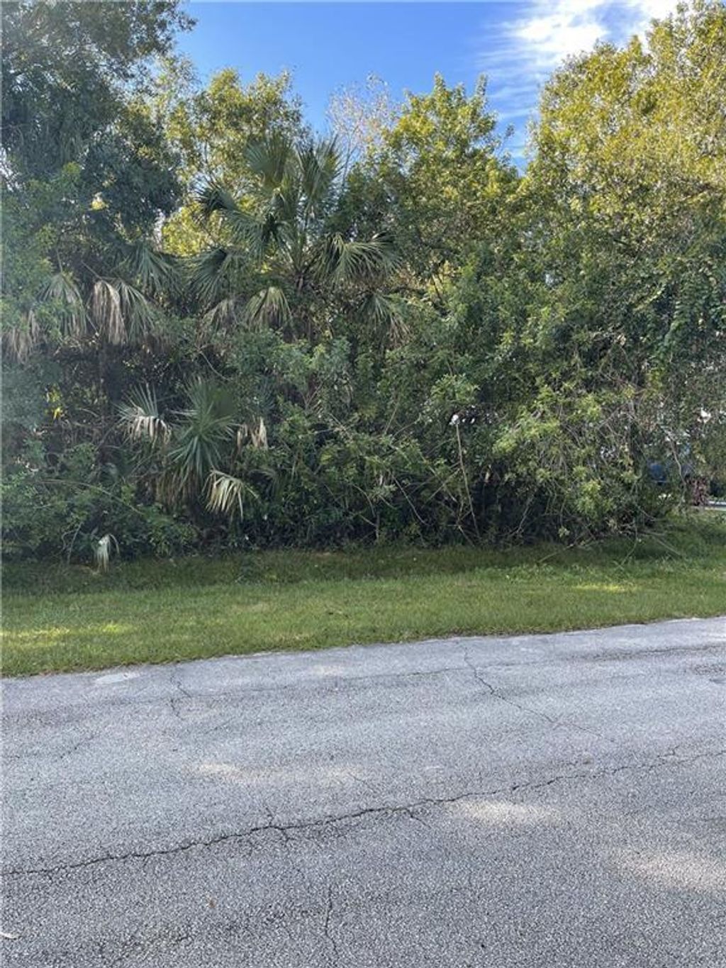 Photo of 7503 Fort Walton Avenue, Fort Pierce, FL 34951 (MLS # R10929024)