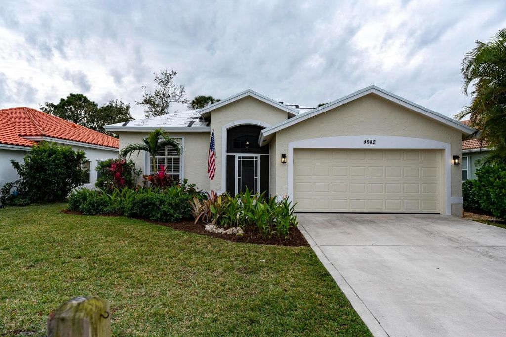 Photo of 4982 SE Devenwood Way, Stuart, FL 34997 (MLS # R11051567)