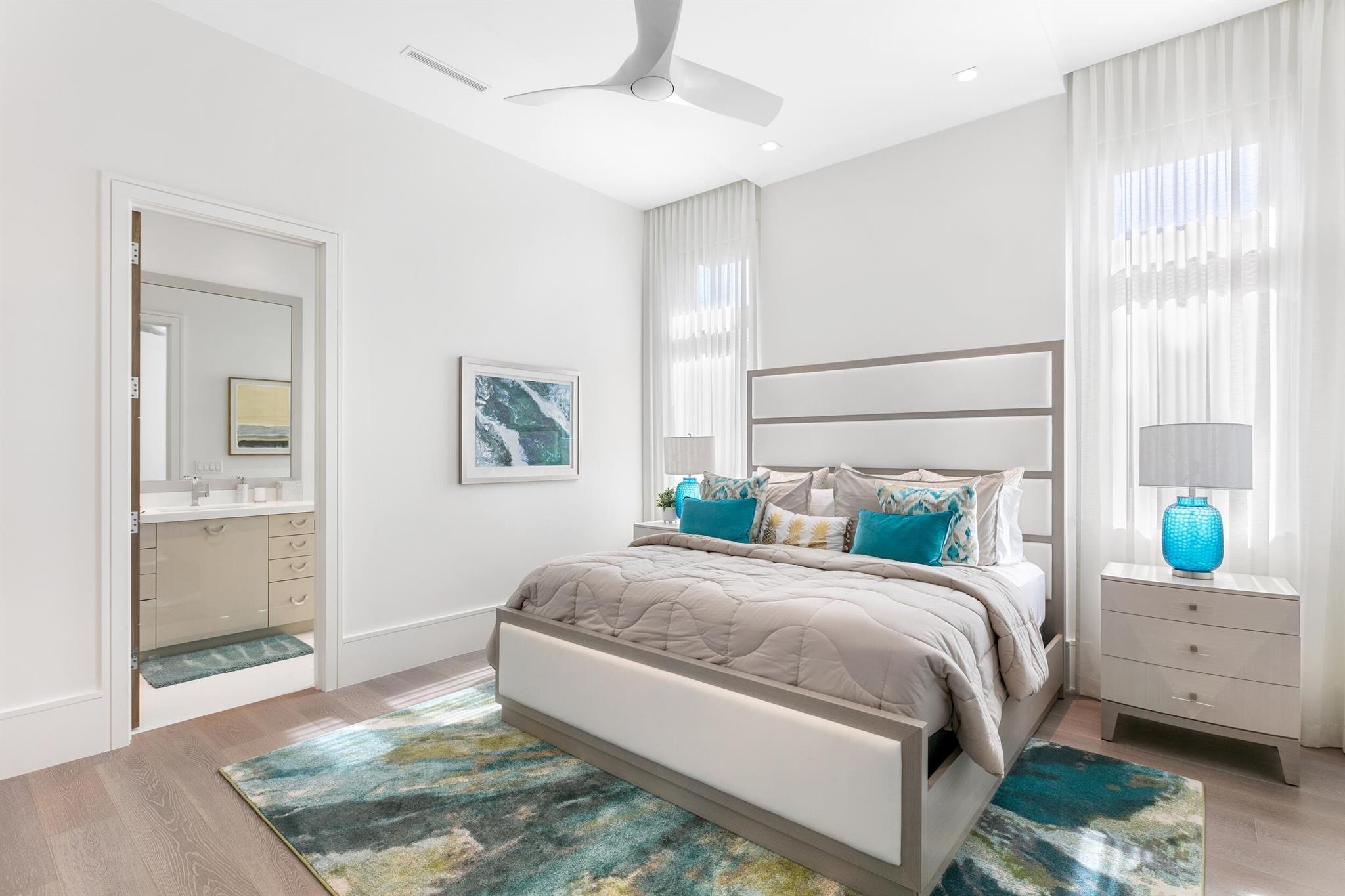 ROYAL PALM YACHT & COUNTR - Residential