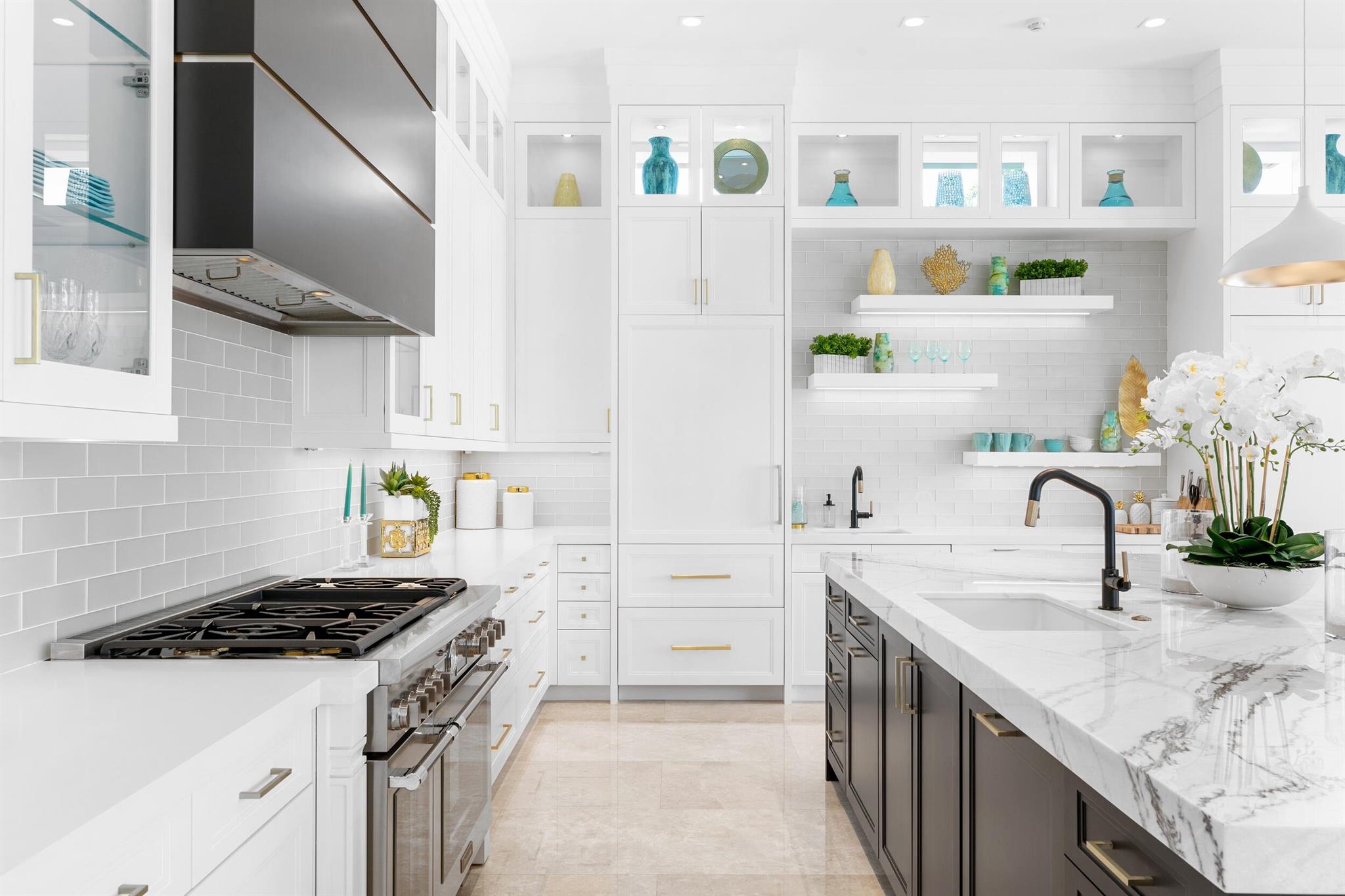 ROYAL PALM YACHT & COUNTR - Residential