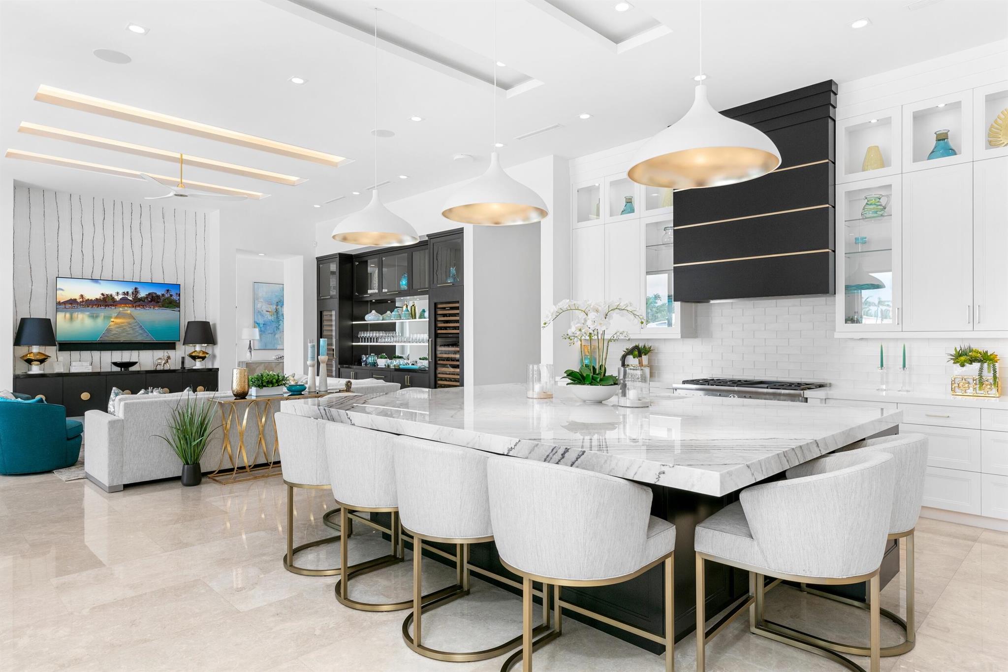 ROYAL PALM YACHT & COUNTR - Residential