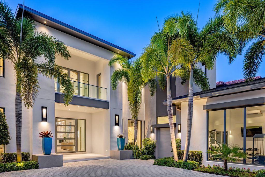 Photo of 169 W Key Palm Road, Boca Raton, FL 33432 (MLS # R10938939)