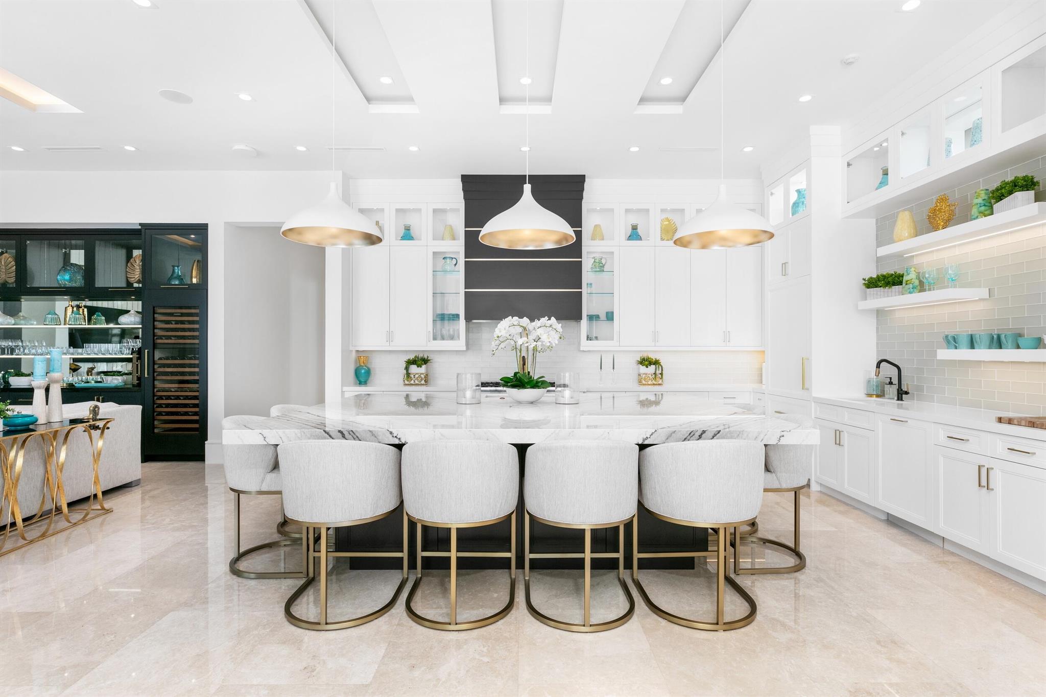 ROYAL PALM YACHT & COUNTR - Residential