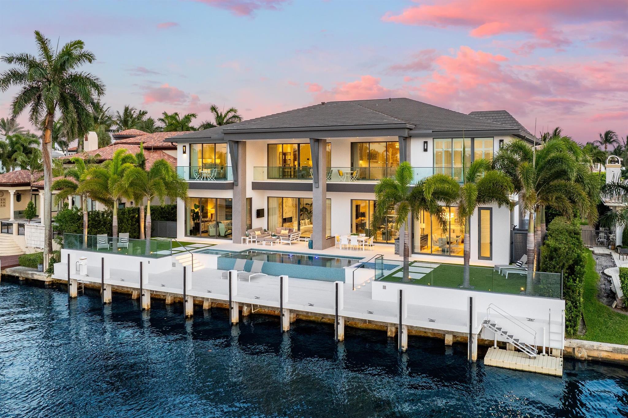 ROYAL PALM YACHT & COUNTR - Residential