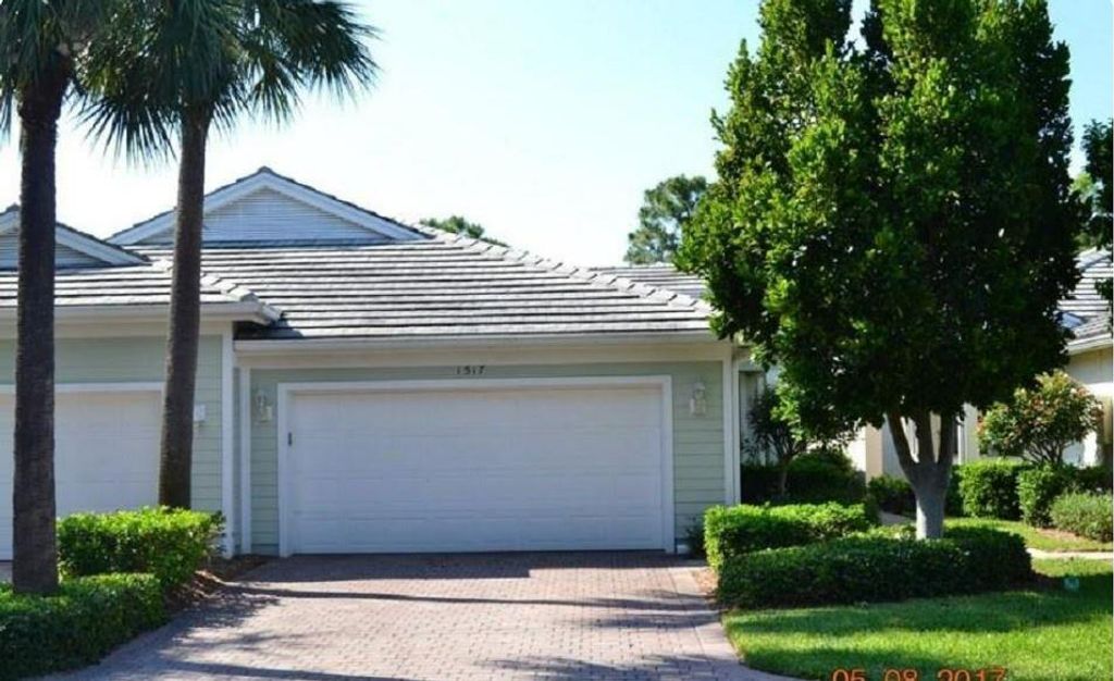 Photo of 1517 SE Tidewater Place Pl, Stuart, FL 34997 (MLS # R10808884)