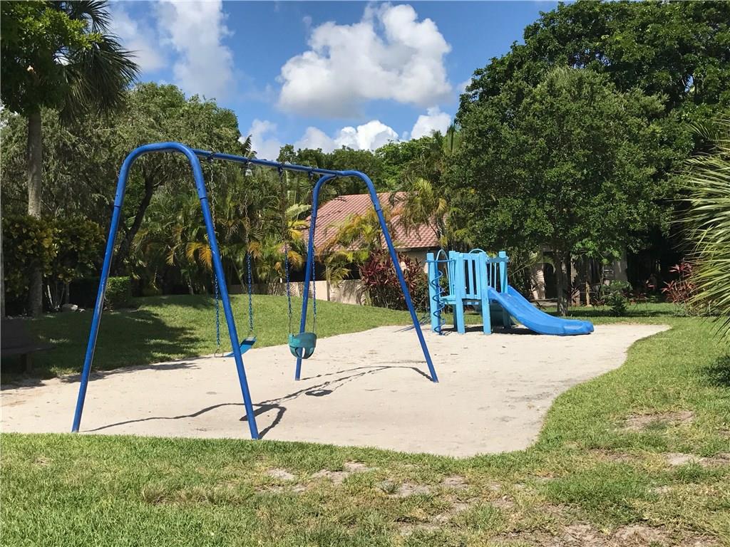 Coquina Lakes - Residential