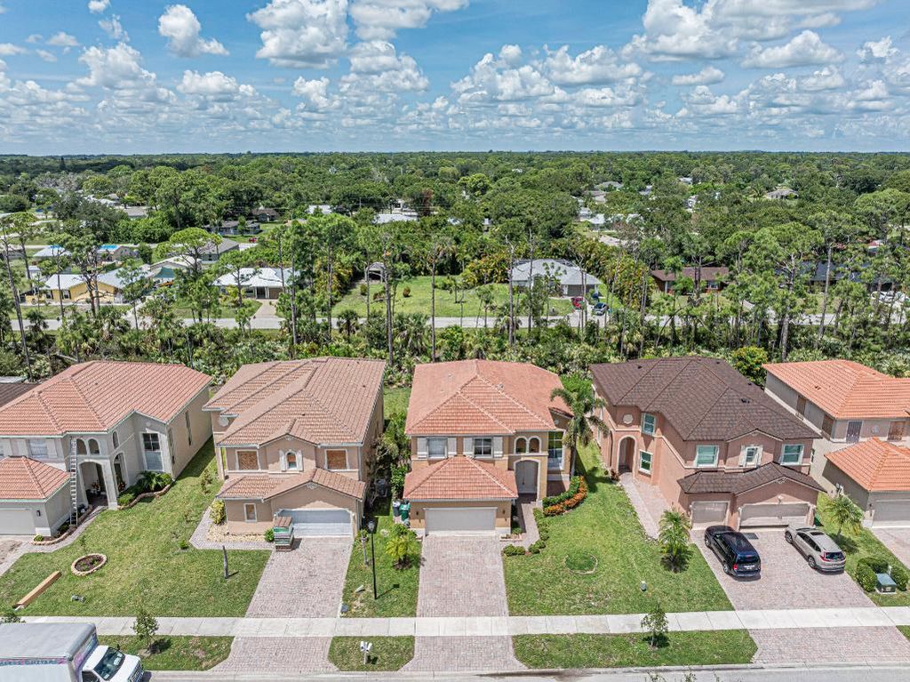 Photo of 5605 Spanish River Road, Fort Pierce, FL 34951 (MLS # R11118120)