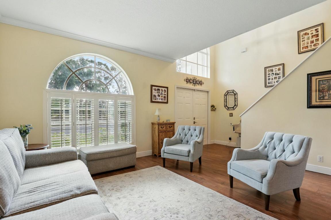 15032 Oak Chase Court