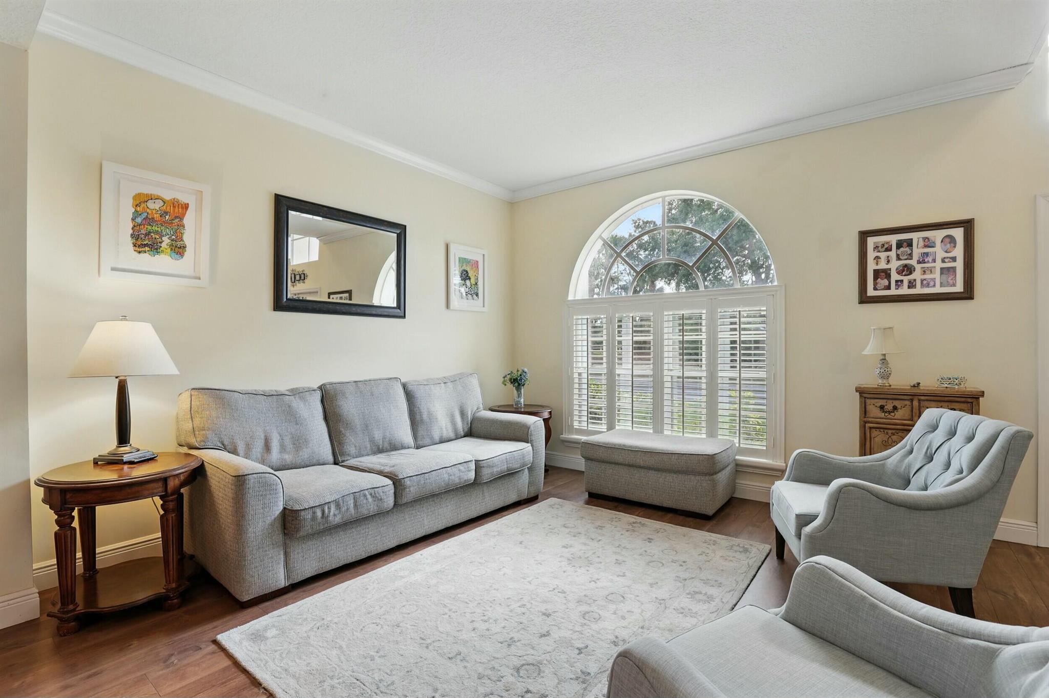 Properties 15032 Oak Chase Court