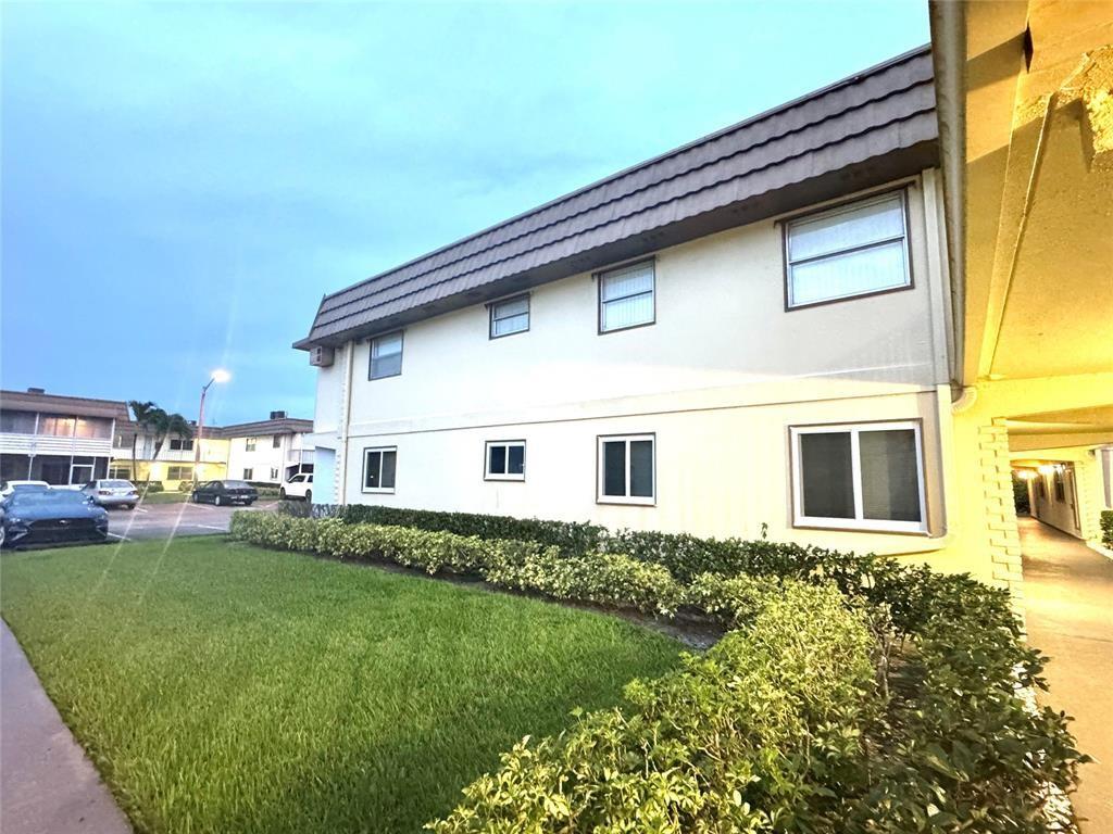 KINGS POINT - Residential