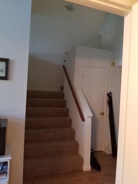 PALM LAKE CONDO - Residential Lease