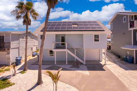 A home in New Smyrna Beach