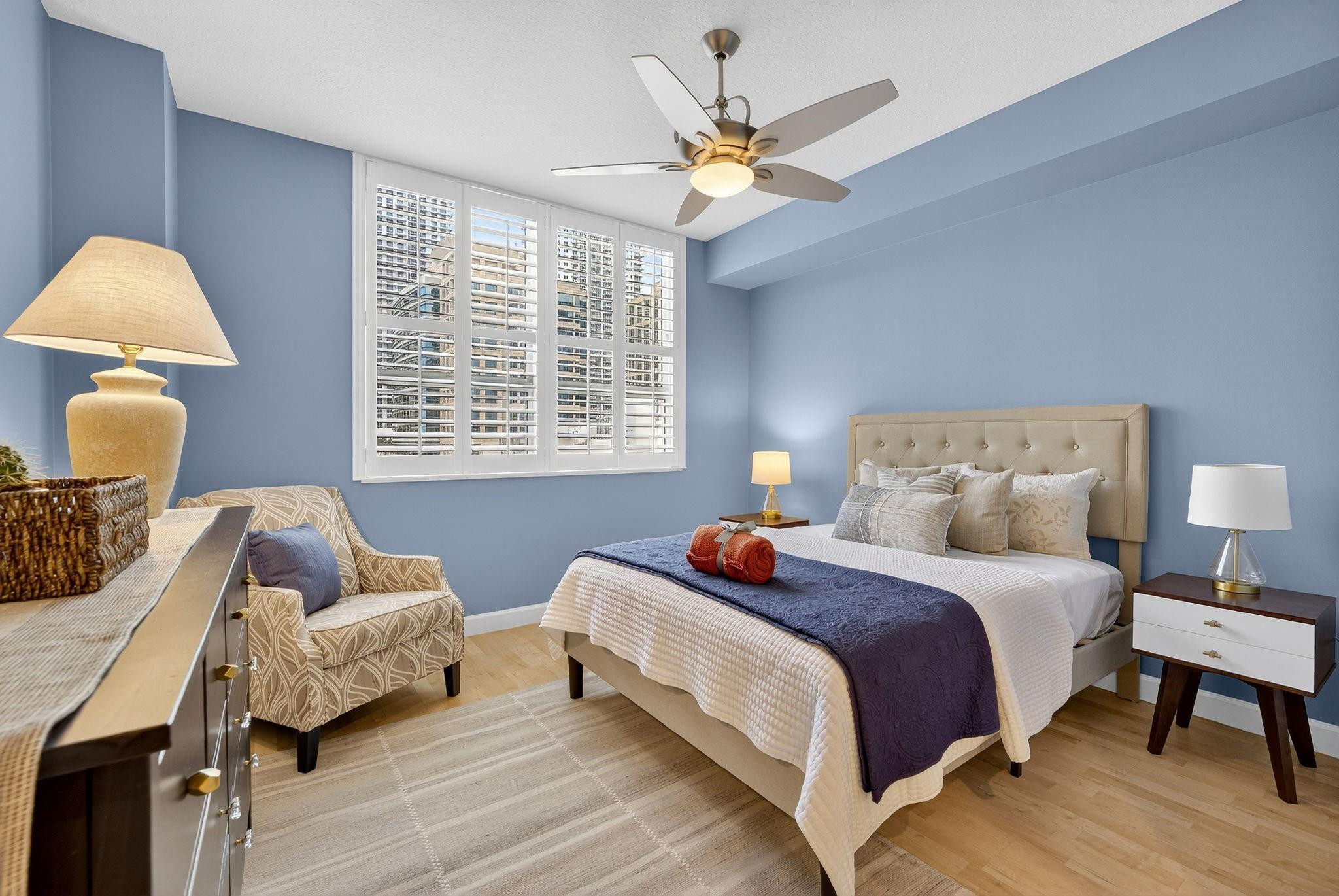 350 LAS OLAS PLACE CONDO - Residential
