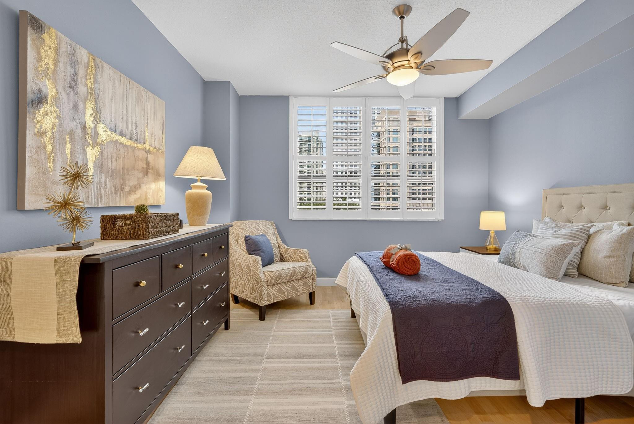350 LAS OLAS PLACE CONDO - Residential