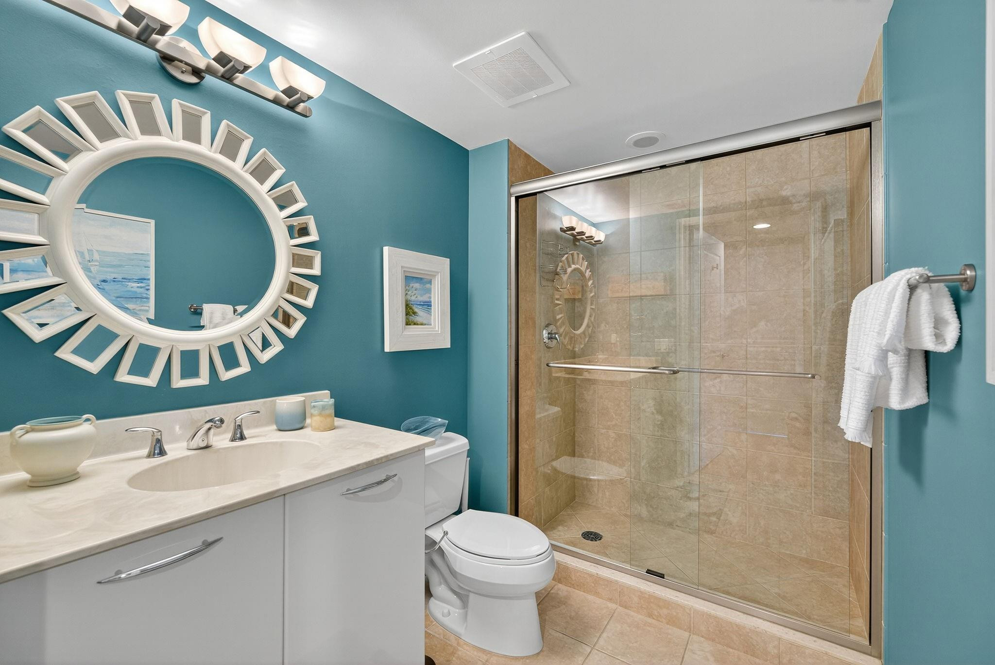 350 LAS OLAS PLACE CONDO - Residential